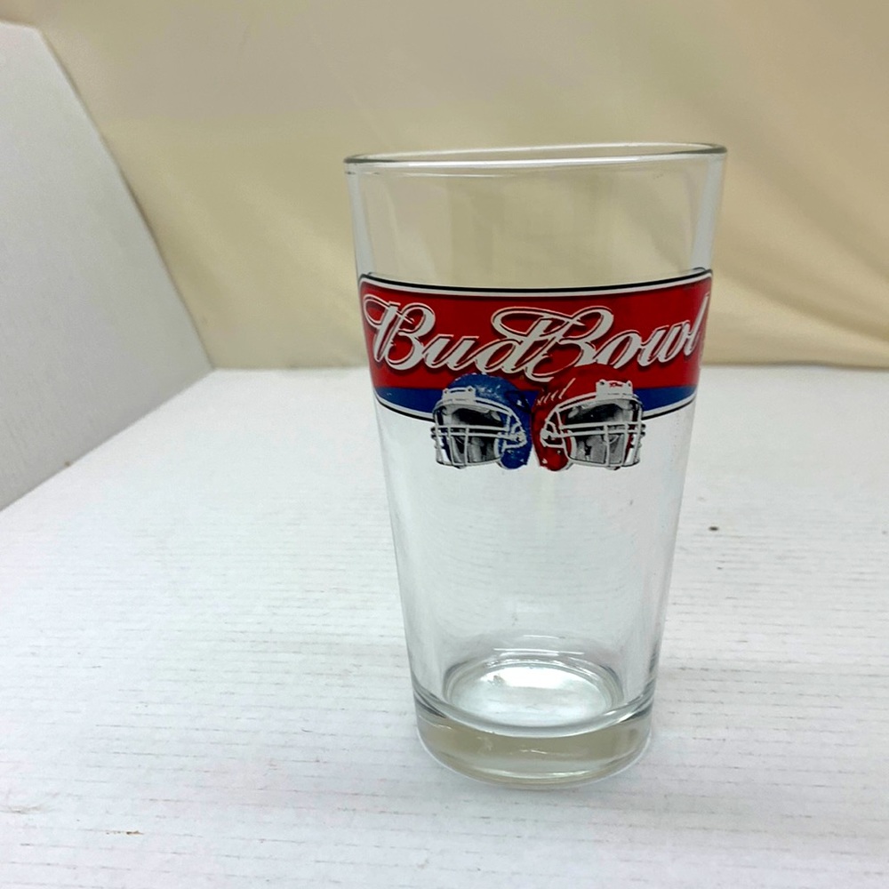 Vintage 2000 Budweiser Beer Bud Bowl Logo Pint Glass